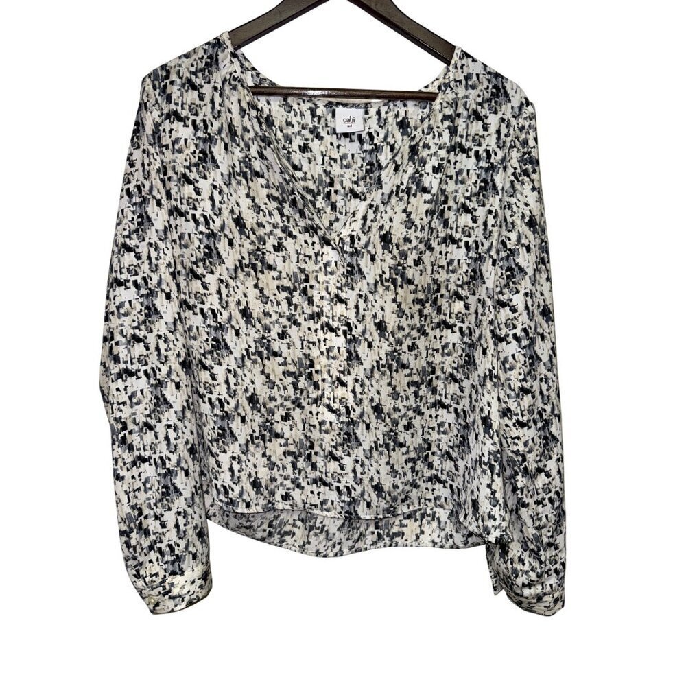 Cabi Women's Blouse Shatter Popover Splatter V-Neck Lightweight Size Medium